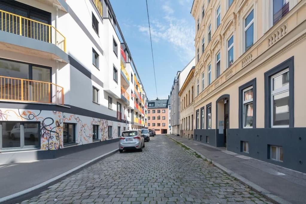 ウィーンNeu Und Hell In Zentraler Ruhelage Mit Parkplatzアパートメント エクステリア 写真